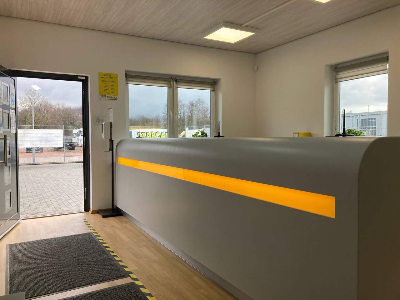STARCAR Autovermietung Station Duisburg Innenansicht